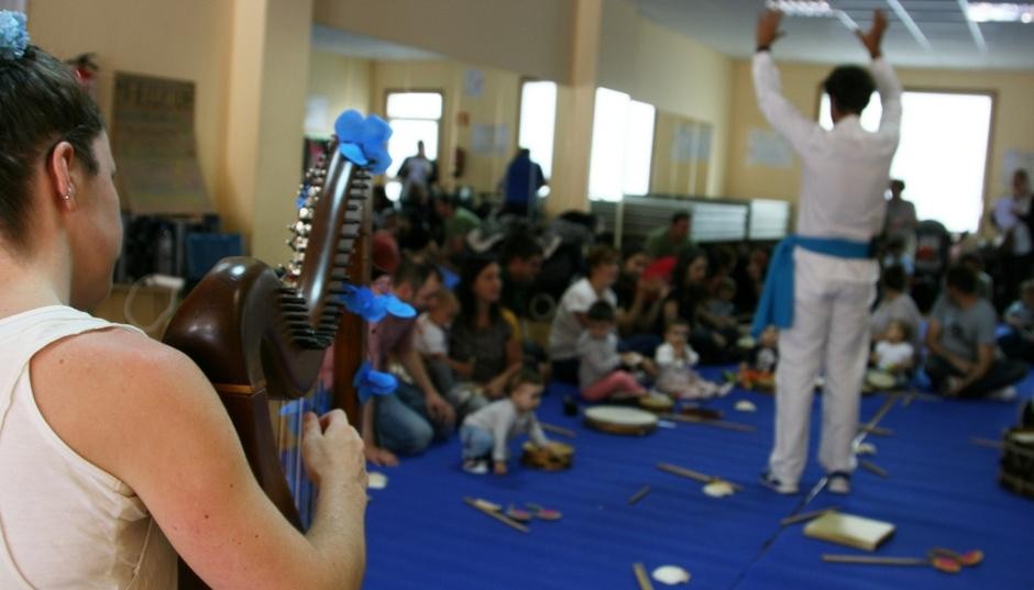 Teatro e música para bebés para continuar coas tardes de verán en Ordes