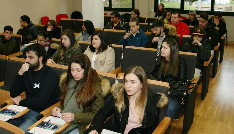 Preséntase na comarca o programa de empregabilidade ‘Se Buscan Héroes’