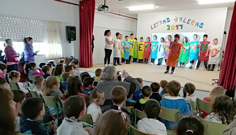 Música, deporte e narracións para conmemorar o Día  das Letras Galegas no CEIP O Mesón do Vento