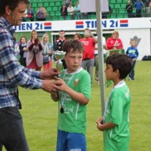TORNEO FUTBOL 8 SD CLUB ORDENES