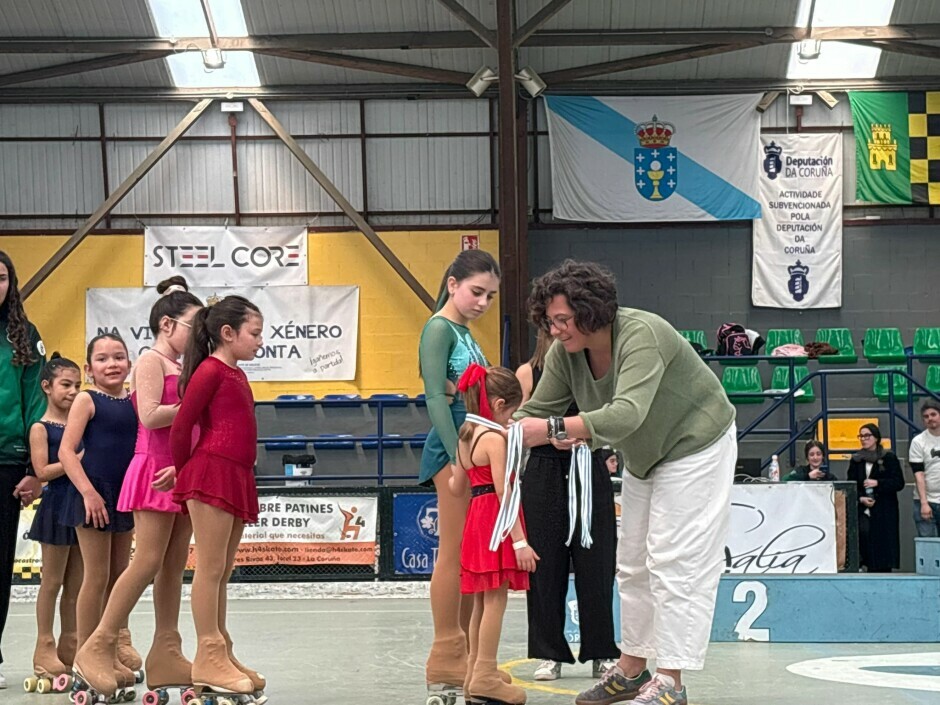 O Club Patinaxe Galia acapara o podio no XI Trofeo de Concello de Ordes de Patinaxe Artística