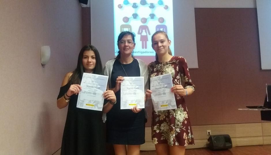 O Ministerio de Educación outórgalle a dúas alumnas do IES Maruxa Mallo o segundo premio no XXIX Certame de Xoves Investigadores