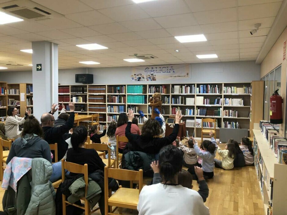 Tardes de Contos e Lendas da man de Raquel Queizás