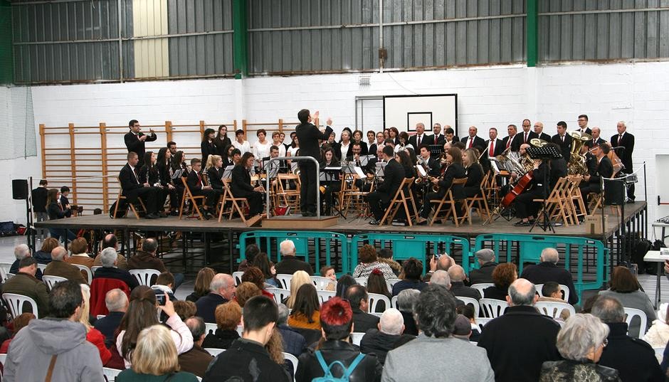 A Asociación Cultural Amigos da Música de Ordes honra a Santa Icía cunha gran festa
