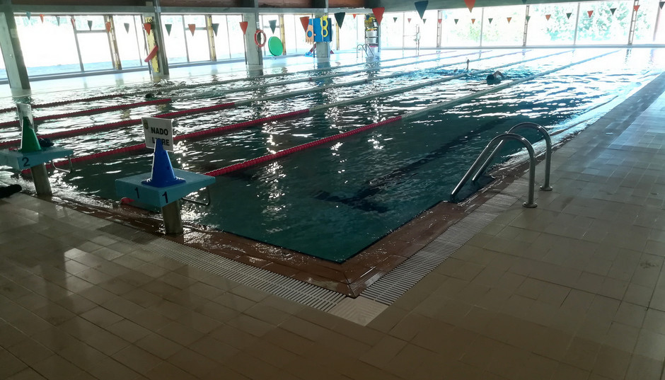 Investimento de preto de 145.000 € para mellorar as instalacións da piscina Iván Raña
