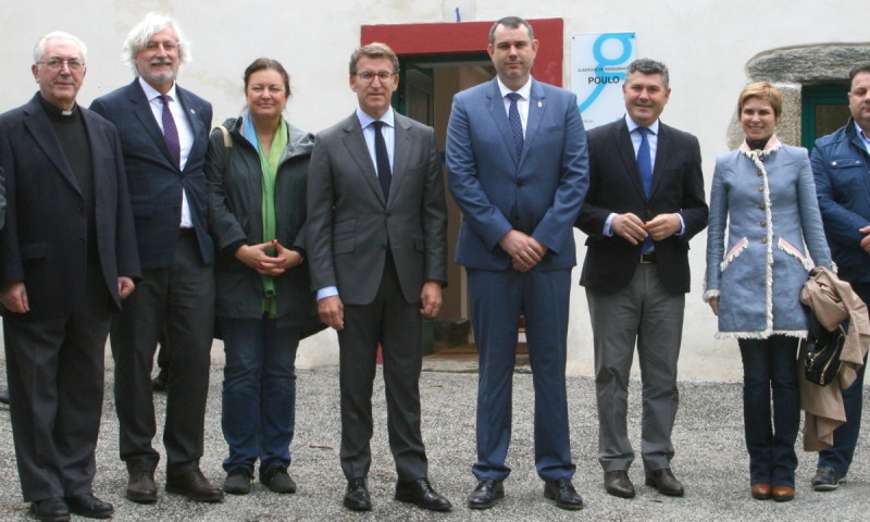 O presidente da Xunta de Galicia inaugura o novo albergue de Poulo