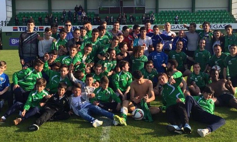 A S.D.C. Ordenes consegue a permanencia na 3ª división